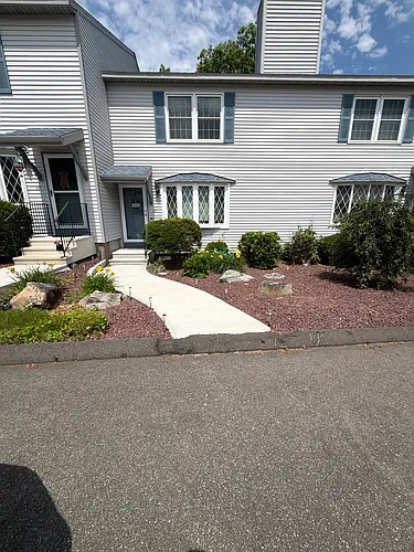 20 Wolf Hill Rd #2G Photo 1