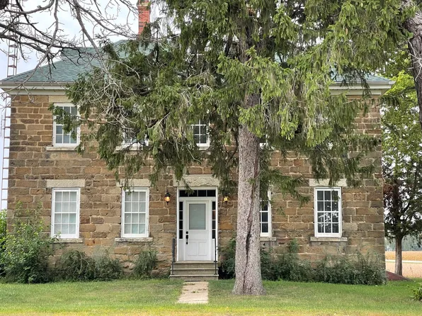 1697 E 950th Rd, Tonica, IL 61370