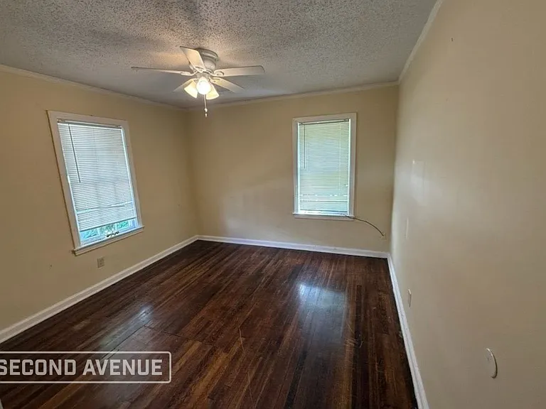 2374 Larose Ave — Photo 3