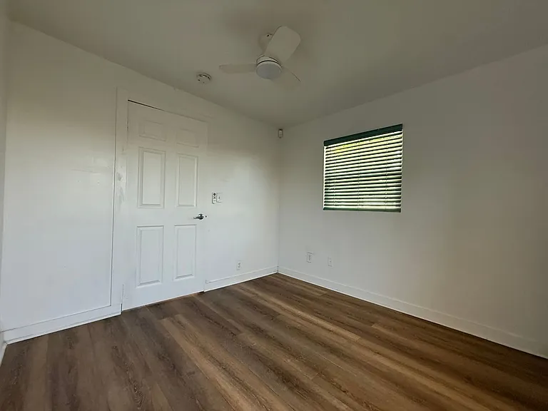 515 Wood St — Photo 7