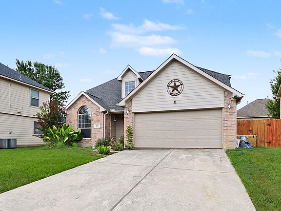 3rd image of 18477 Sunrise Oaks Ct