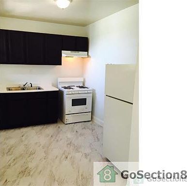 1st image of 7615 S Blackstone Ave