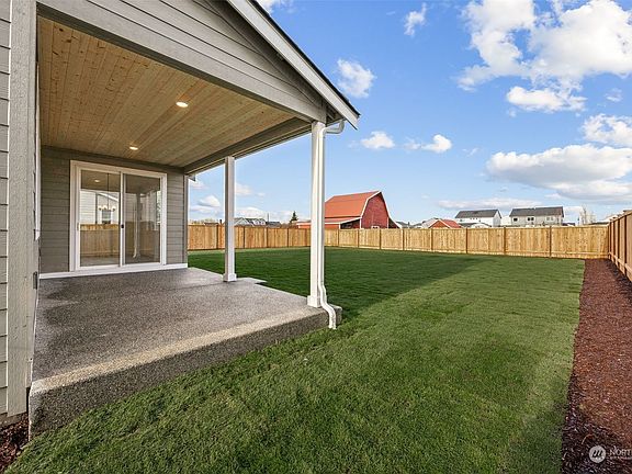 5th image of 964 Sawyer Avenue #2