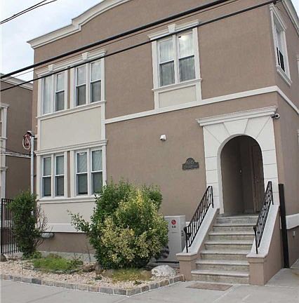 2nd image of 4015 214th Pl APT 3