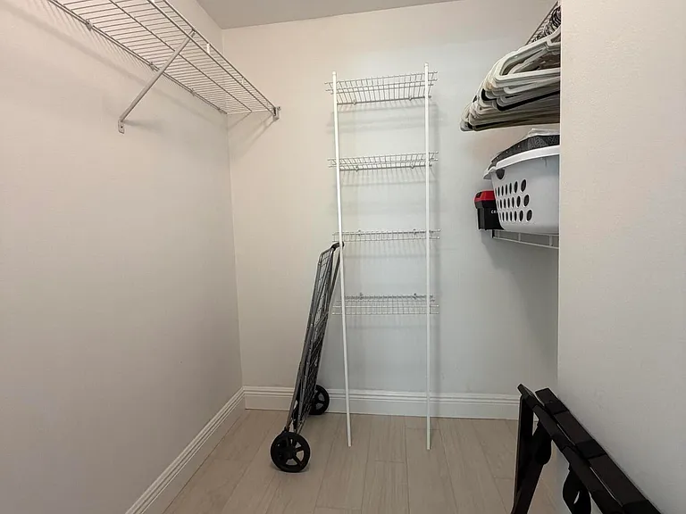 625 Casa Loma Blvd #207 — Photo 9