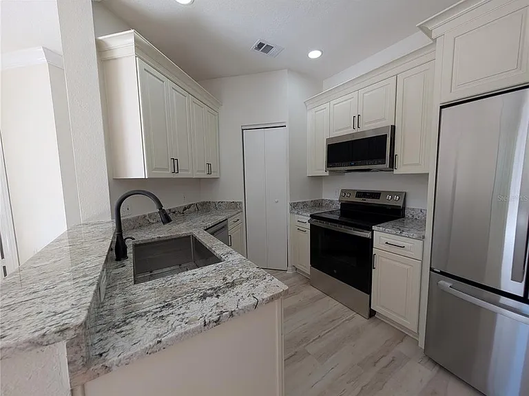 2107 Portofino Pl #30302 — Photo 19
