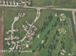 1115 & 1117 Carrie Lynn Dr, Bay City, MI 48706