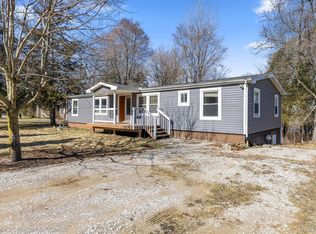 8878 River Valley Rd, Brighton, MI 48116