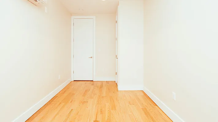 Rented by Nooklyn NYC LLC | media 27