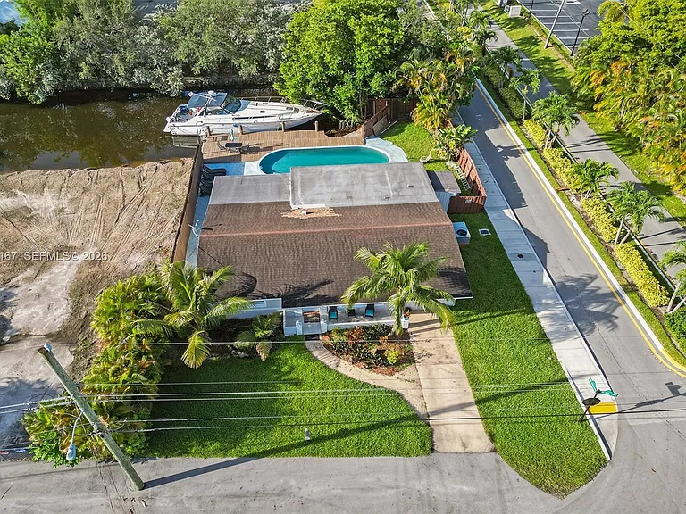 3730 SW 47th Ct — Photo 70