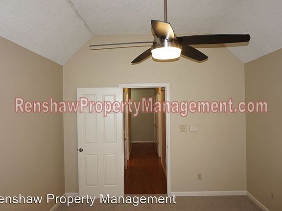5th image of 2829 Maryland Cir W
