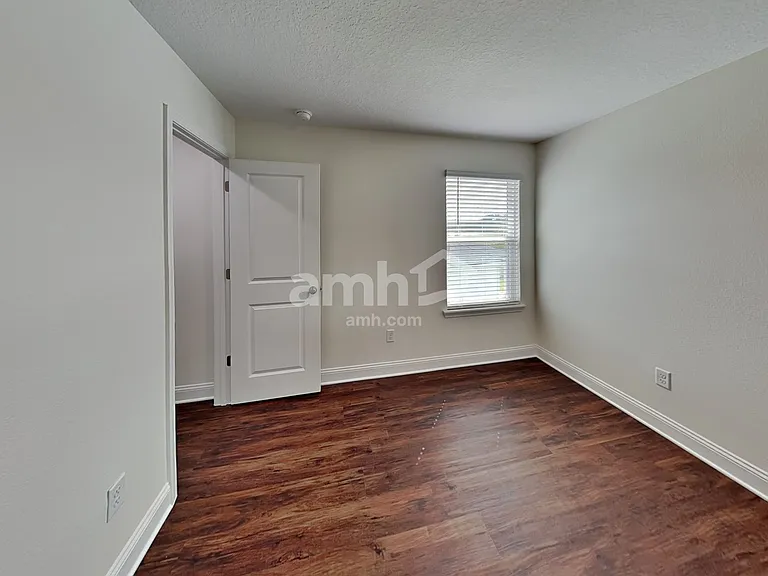 453 Onate Cir — Photo 31