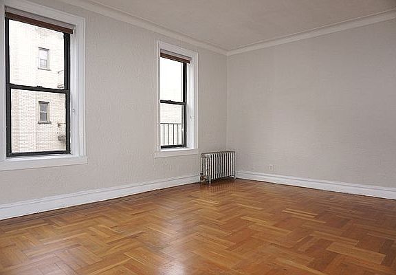 3rd image of 855 Ocean Ave #8E
