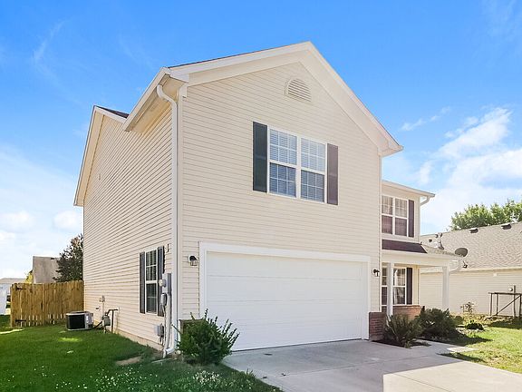 4th image of 8325 Bluestem Ln
