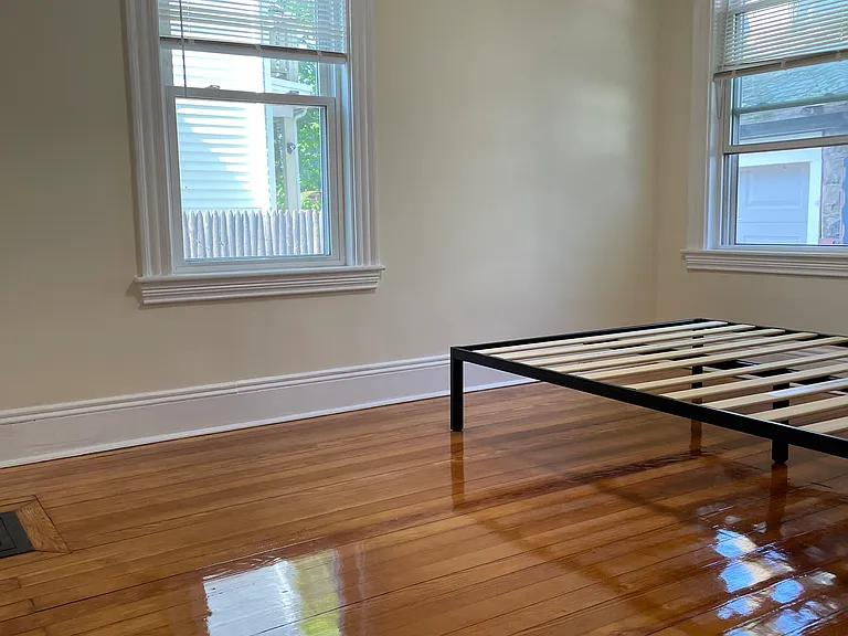 11 Wellington St #11 — Photo 6