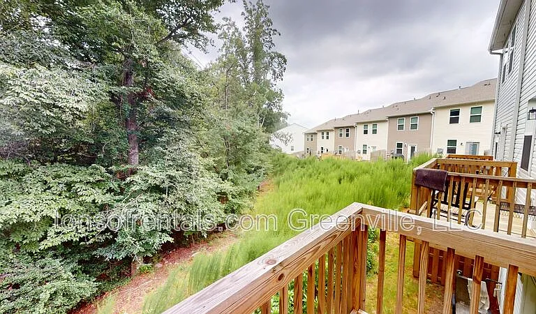312 Highline Trl — Photo 14