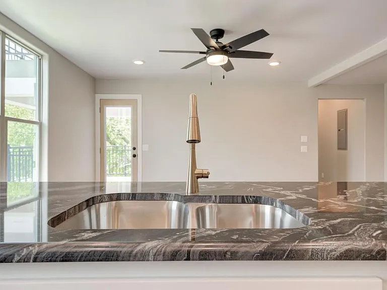 222 S University Blvd #5 — Photo 15