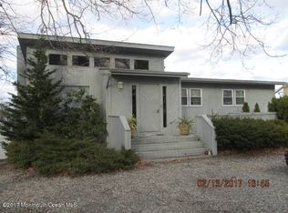 147 Riverside Dr N, Brick, NJ 08724