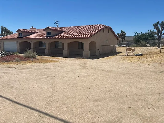 58633 Buena Vista Dr — Photo 2