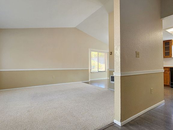 2nd image of 1028 Shadberry Ct SE