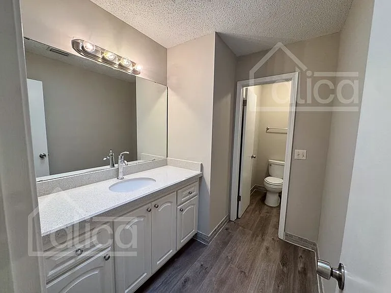 1959 Sussex Dr N — Photo 19