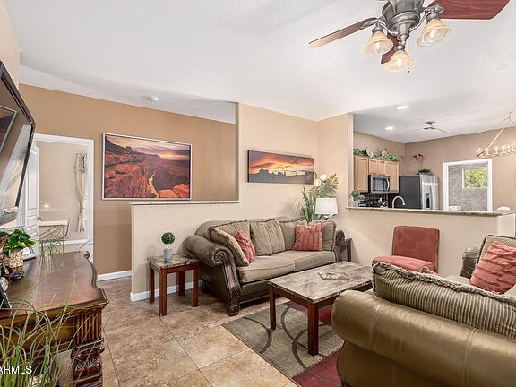 5th image of 286 E Cheyenne Rd