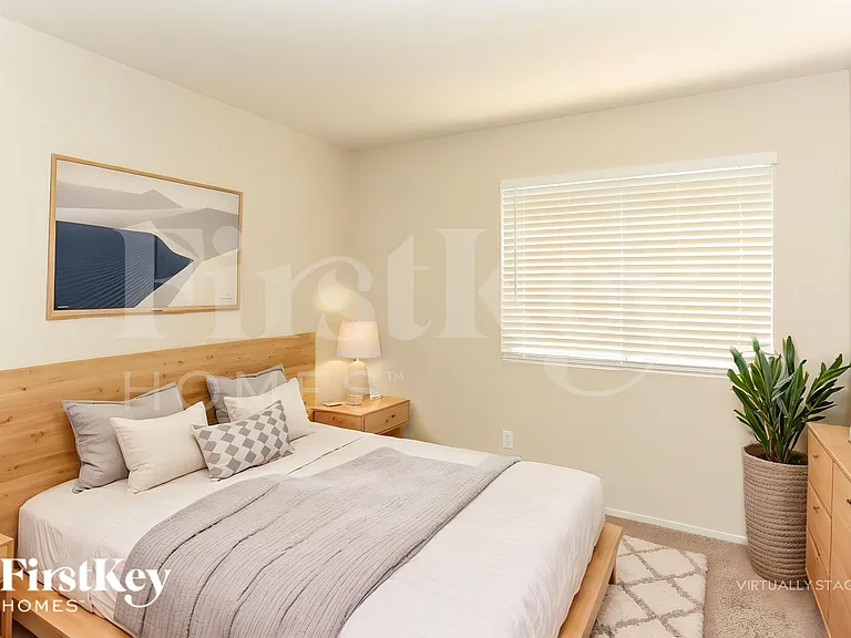 1673 Black Hills Way — Photo 15