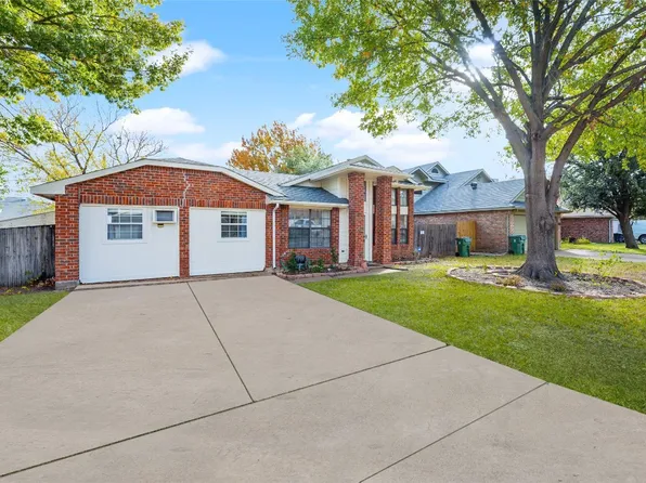 6507 Topaz Dr, Arlington, TX 76001