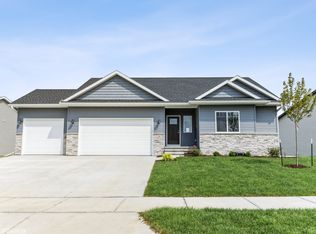 Delmonico Plan, Founders Grove, Ely, IA 52227