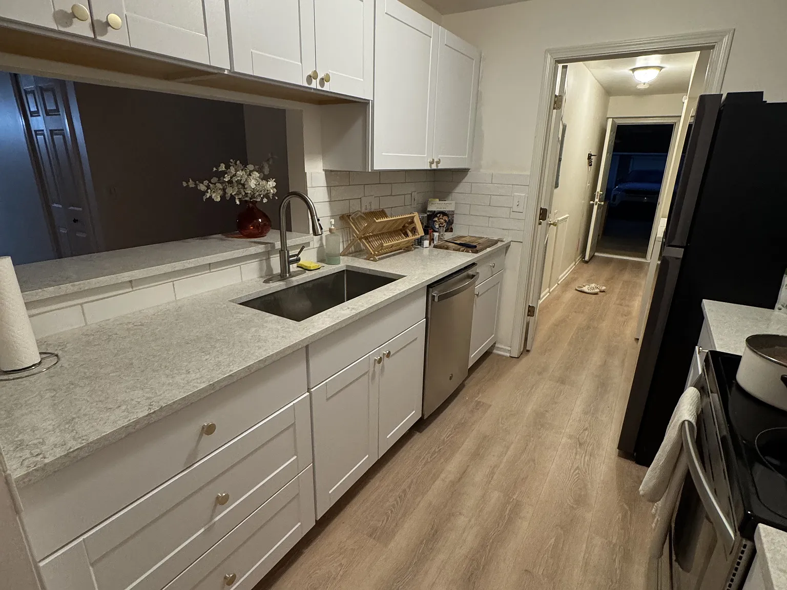 2 bed, 1291 sqft, $1,700 — Photo 2