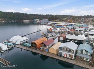 34129 E Scenic Bay Dr, Bayview, ID 83803