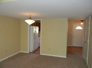 1403 Wyndham Dr, Vinton, VA 24179