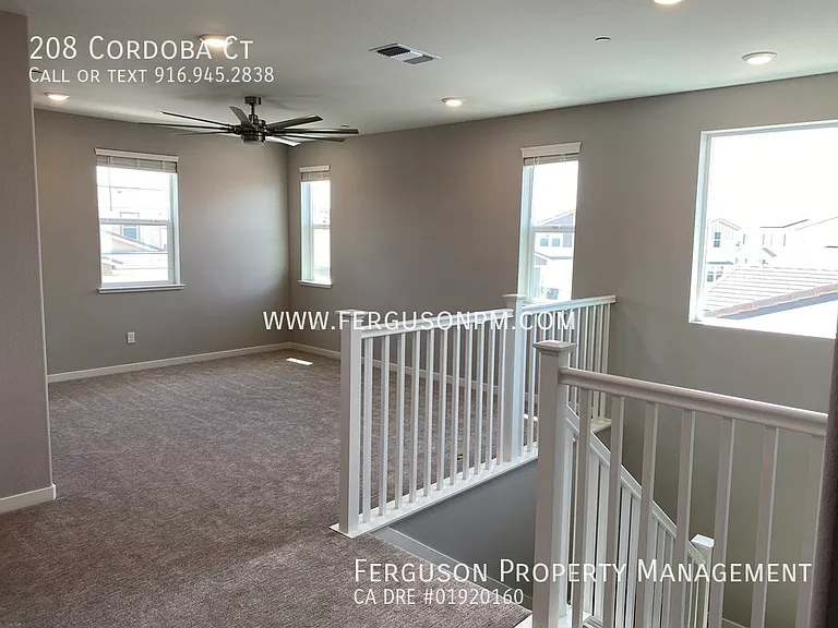 208 Cordoba Ct — Photo 9