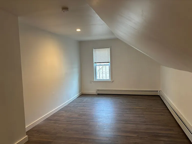 22 Armington St #2 — Photo 8