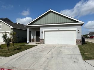 100 Helios Dr, Jarrell, TX 76537