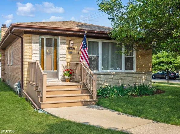 2901 Sarah St, Franklin Park, IL 60131