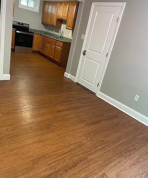 381 Privilege St — Photo 3