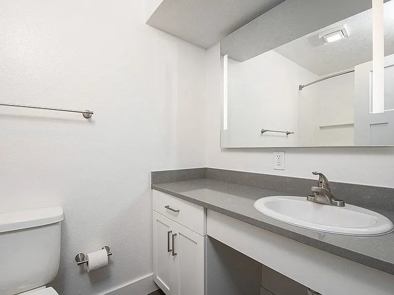 The Crossings Apartments — Photo 81