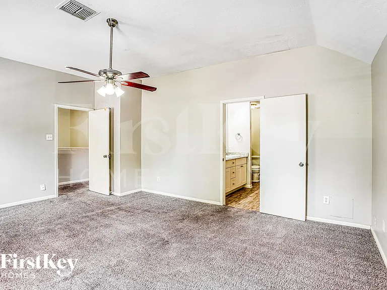 518 Foxglove Dr — Photo 12