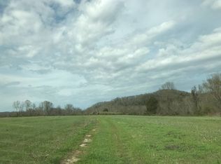 25 Scotts Ferry Rd, Burkesville, KY 42717