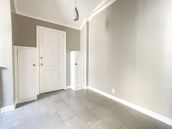 5th image of 1700 Broadway APT 501