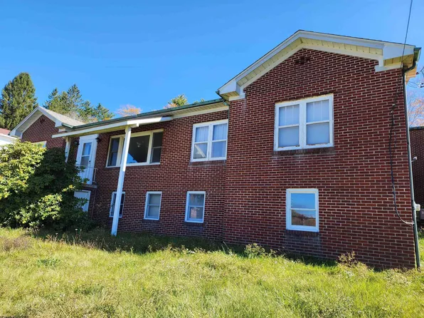 94 Brown St, Thomas, WV 26292