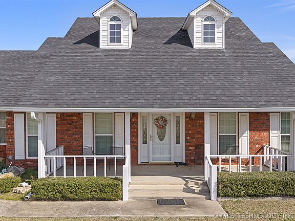 2nd image of 5997 Putman Rd