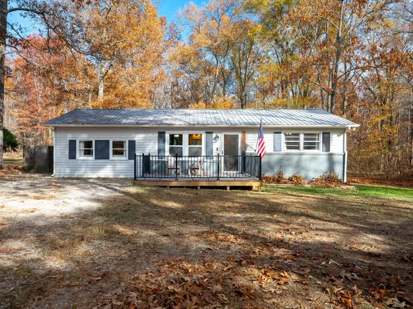 237 Hillcrest Villa Rd, Manchester, TN 37355