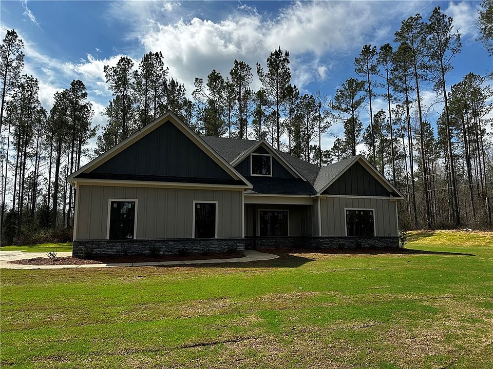 1st image of 4984 Lee Road 158