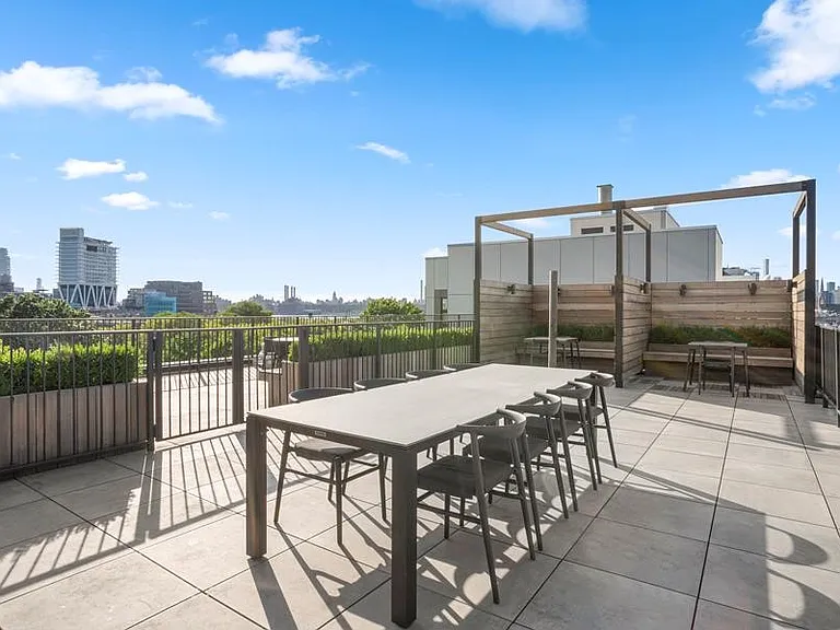 860 Lorimer St #3D — Photo 8