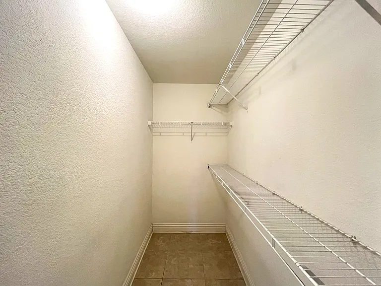 2550 San Gabriel Way #104 — Photo 23