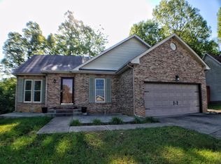 237 Kathleen Ct, Clarksville, TN 37043