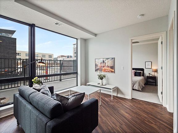 2nd image of 811 Washington Ave S #510