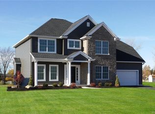 7314 Paddock Ridge Rd, North Tonawanda, NY 14120